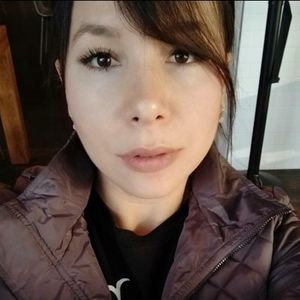 Meet your Posher, Daniela